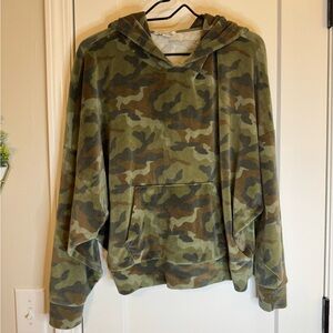 American Eagle Camo Cropped Velour Sweatshirt with Hood